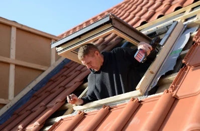 Pose de fenêtres de toit Velux à Saint-Ferme